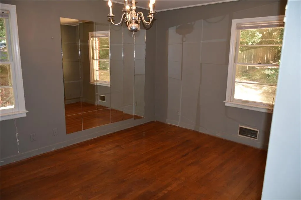 5755 Mountain Creek Road, Sandy Springs, Georgia 30328, 3 Bedrooms Bedrooms, ,2 BathroomsBathrooms,Residential,Sold,5755 Mountain Creek Road,5748146