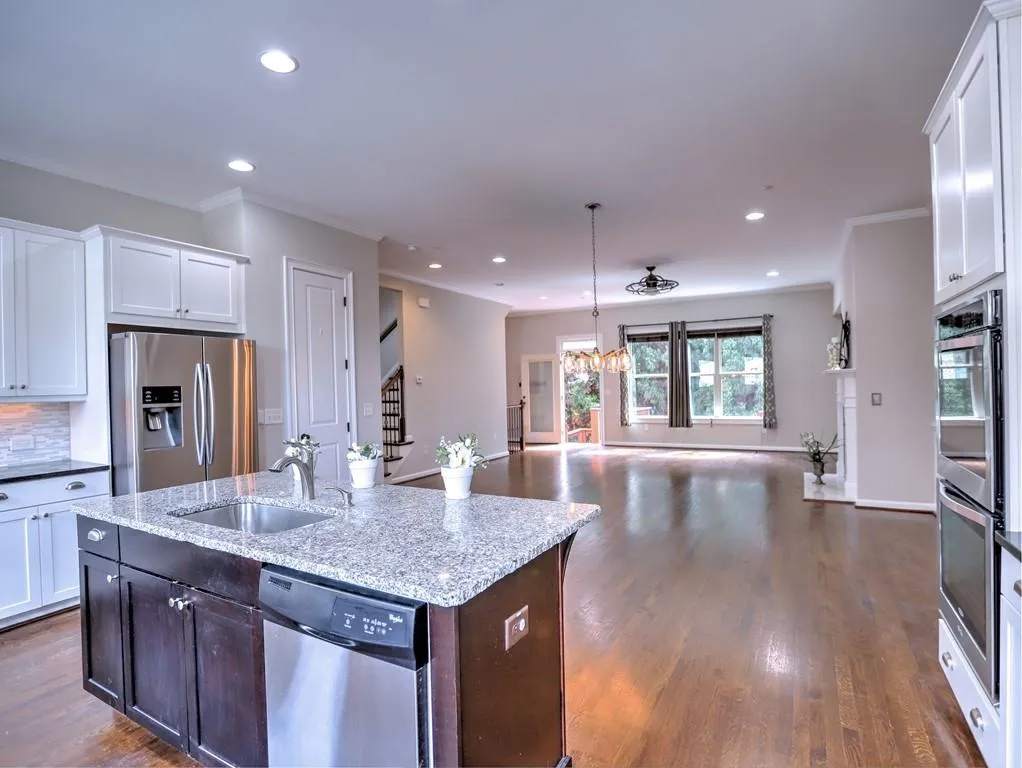 951 Opelousas Way Unit 951, Sandy Springs, Georgia 30328, 3 Bedrooms Bedrooms, ,3 BathroomsBathrooms,Residential,Sold,951 Opelousas Way Unit 951,6712115