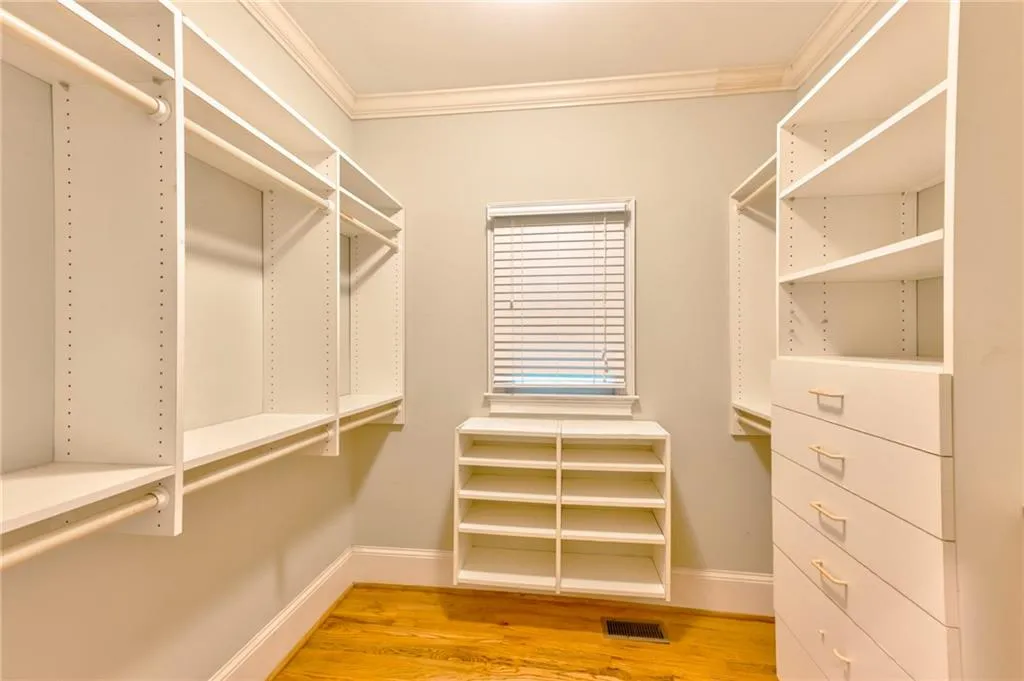 5113 Powers Ferry Road, Sandy Springs, Georgia 30327, 5 Bedrooms Bedrooms, ,4 BathroomsBathrooms,Residential,Sold,5113 Powers Ferry Road,7105240