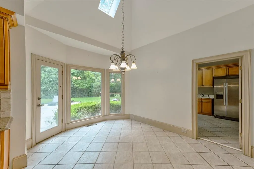 5113 Powers Ferry Road, Sandy Springs, Georgia 30327, 5 Bedrooms Bedrooms, ,4 BathroomsBathrooms,Residential,Sold,5113 Powers Ferry Road,7105240