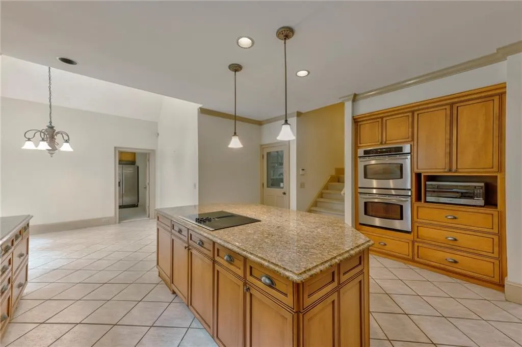 5113 Powers Ferry Road, Sandy Springs, Georgia 30327, 5 Bedrooms Bedrooms, ,4 BathroomsBathrooms,Residential,Sold,5113 Powers Ferry Road,7105240
