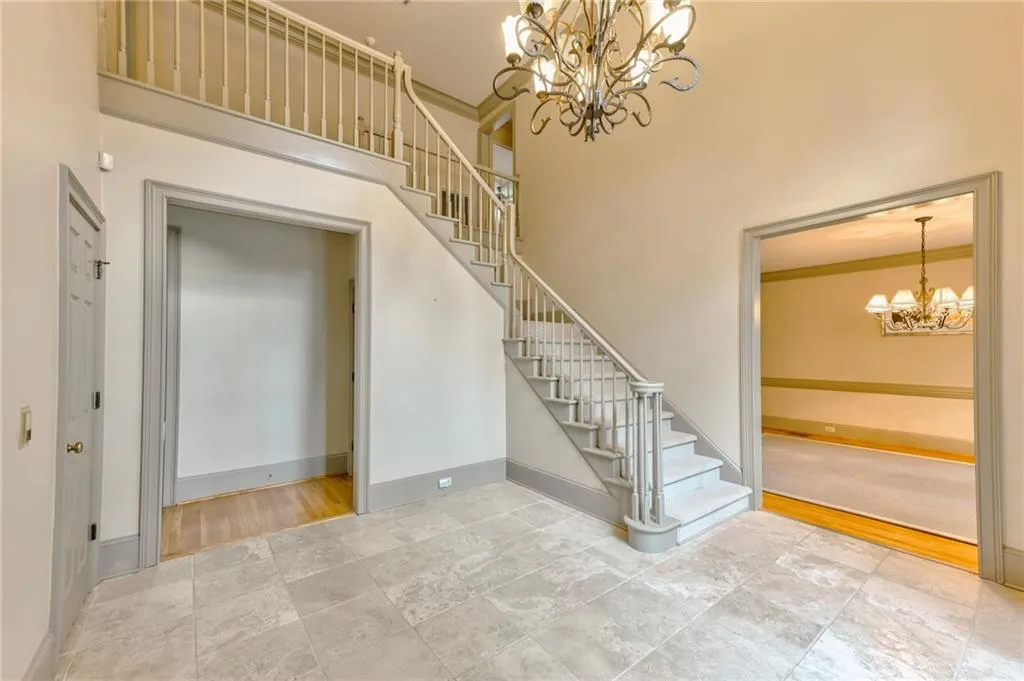 5113 Powers Ferry Road, Sandy Springs, Georgia 30327, 5 Bedrooms Bedrooms, ,4 BathroomsBathrooms,Residential,Sold,5113 Powers Ferry Road,7105240