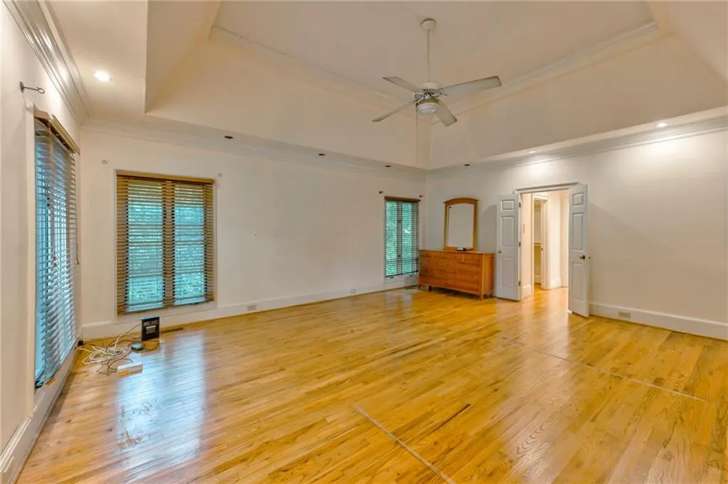5113 Powers Ferry Road, Sandy Springs, Georgia 30327, 5 Bedrooms Bedrooms, ,4 BathroomsBathrooms,Residential,Sold,5113 Powers Ferry Road,7105240