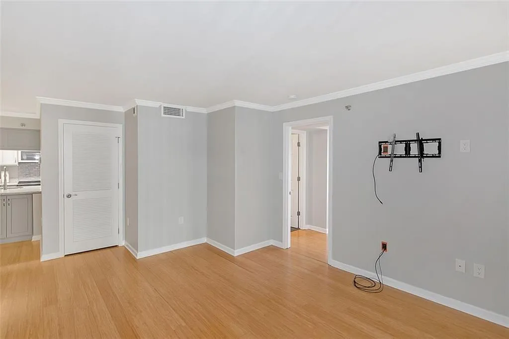 795 Hammond Drive Ne Unit 302, Atlanta, Georgia 30328, 1 Bedroom Bedrooms, ,1 BathroomBathrooms,Residential,Sold,795 Hammond Drive Ne Unit 302,6798665