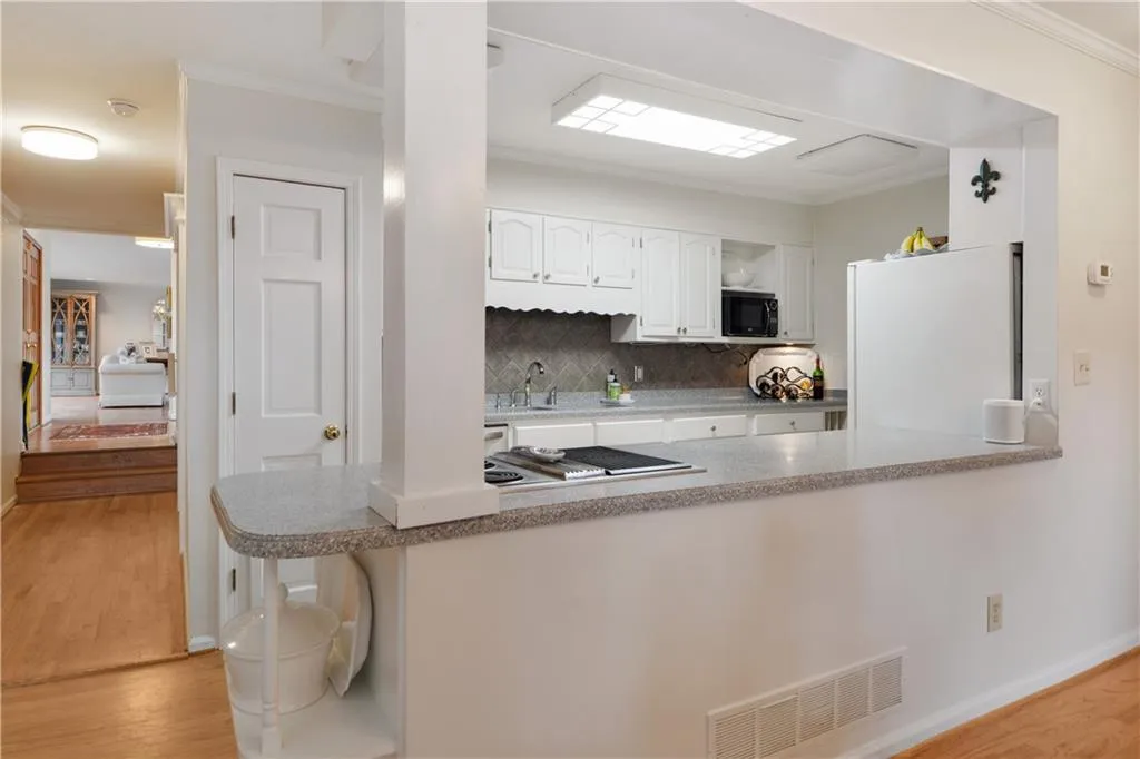 1240 Old Woodbine Road, Sandy Springs, Georgia 30319, 5 Bedrooms Bedrooms, ,5 BathroomsBathrooms,Residential,Sold,1240 Old Woodbine Road,6845839