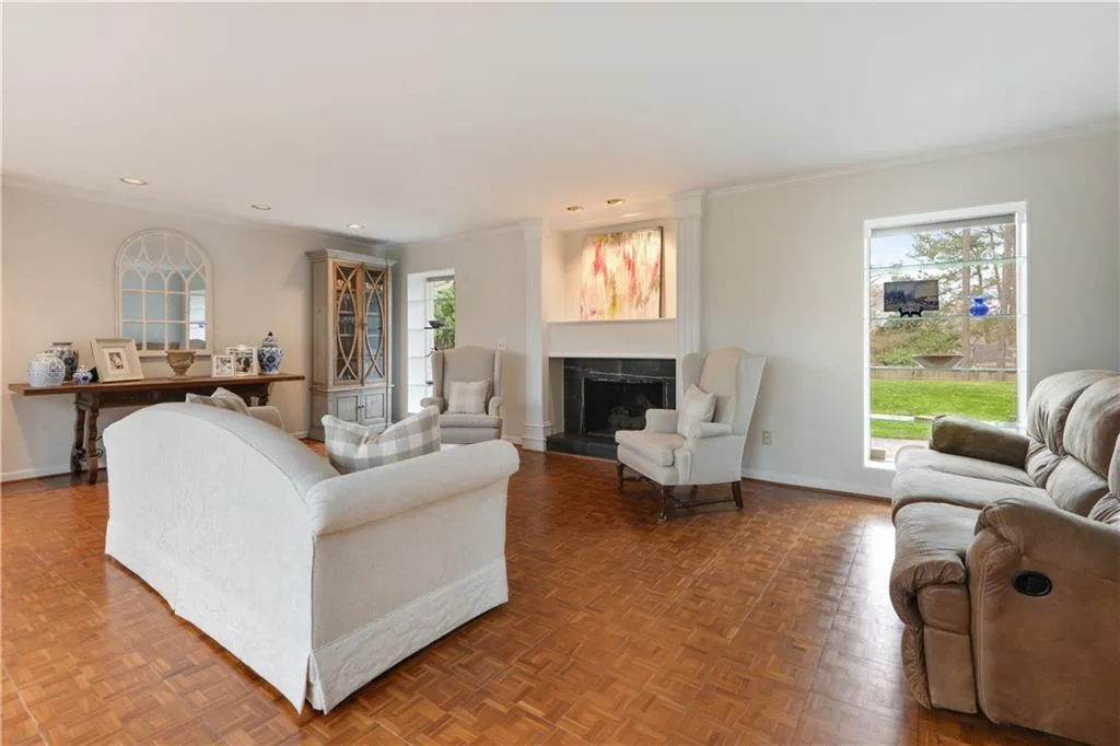 1240 Old Woodbine Road, Sandy Springs, Georgia 30319, 5 Bedrooms Bedrooms, ,5 BathroomsBathrooms,Residential,Sold,1240 Old Woodbine Road,6845839