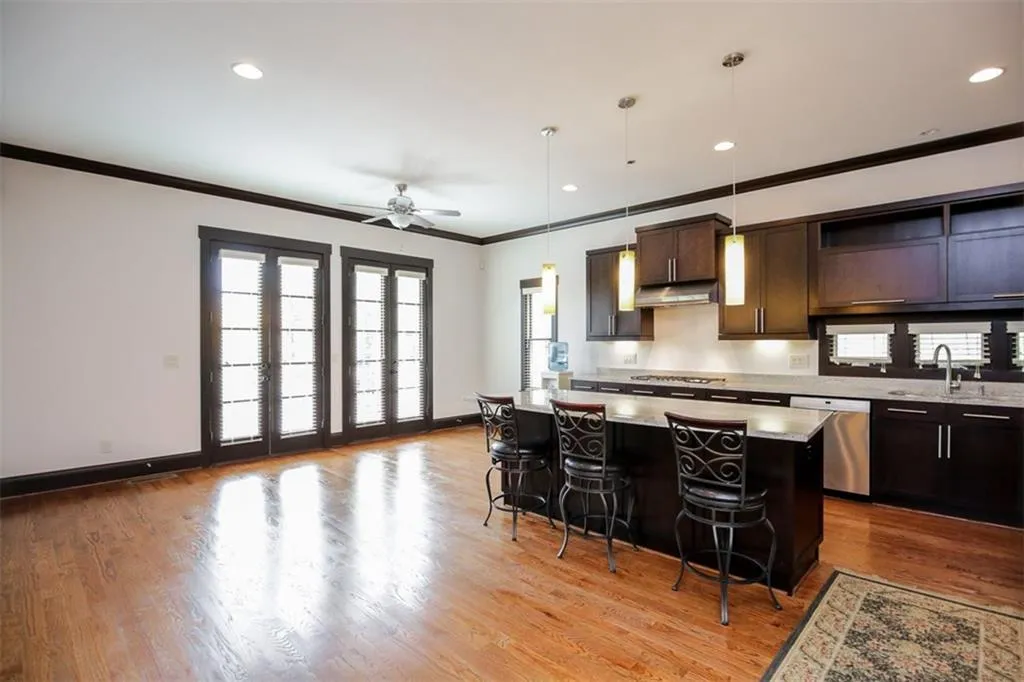 613 Esfun Trace, Sandy Springs, Georgia 30328, 4 Bedrooms Bedrooms, ,4 BathroomsBathrooms,Residential,Sold,613 Esfun Trace,5793418
