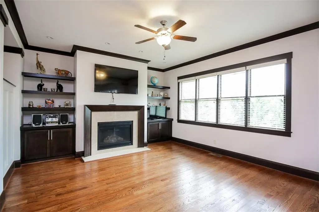 613 Esfun Trace, Sandy Springs, Georgia 30328, 4 Bedrooms Bedrooms, ,4 BathroomsBathrooms,Residential,Sold,613 Esfun Trace,5793418