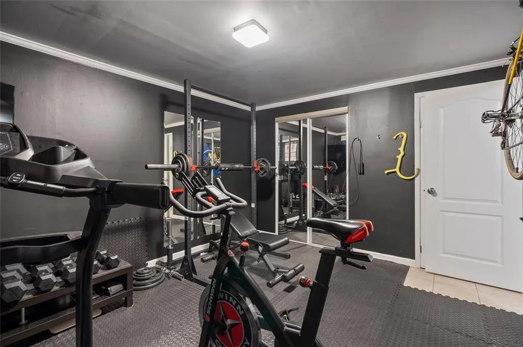 2105 Queen Anne Court, Atlanta, Georgia 30350, 3 Bedrooms Bedrooms, ,3 BathroomsBathrooms,Residential,Sold,2105 Queen Anne Court,7432476