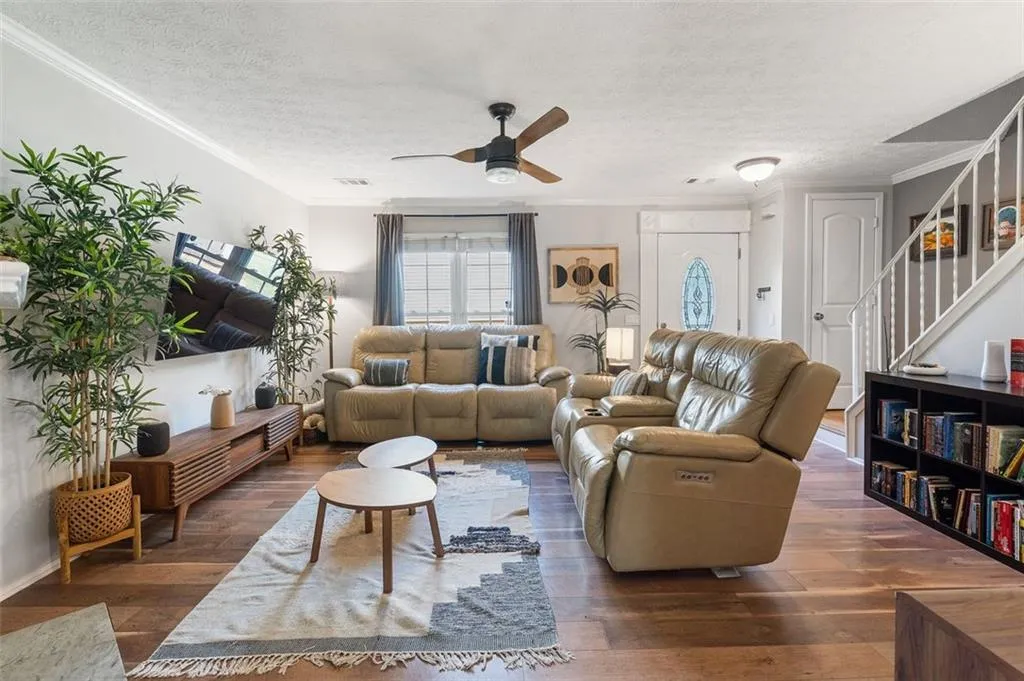 2105 Queen Anne Court, Atlanta, Georgia 30350, 3 Bedrooms Bedrooms, ,3 BathroomsBathrooms,Residential,Sold,2105 Queen Anne Court,7432476
