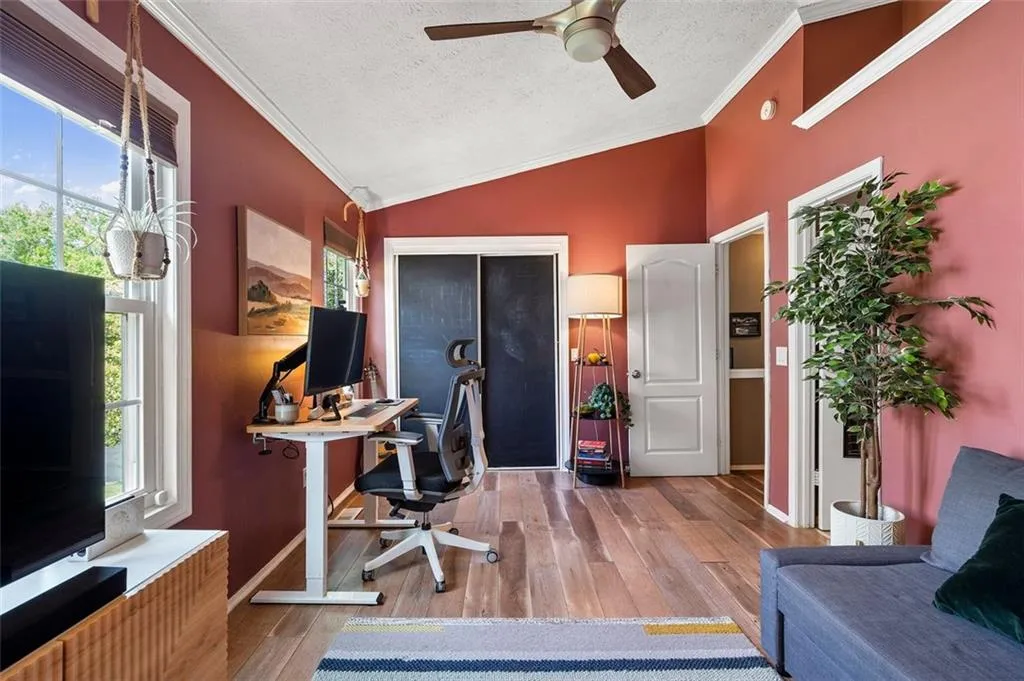 2105 Queen Anne Court, Atlanta, Georgia 30350, 3 Bedrooms Bedrooms, ,3 BathroomsBathrooms,Residential,Sold,2105 Queen Anne Court,7432476