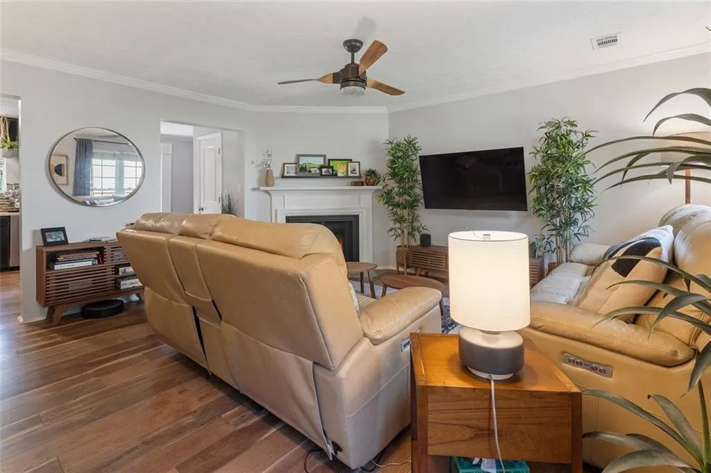 2105 Queen Anne Court, Atlanta, Georgia 30350, 3 Bedrooms Bedrooms, ,3 BathroomsBathrooms,Residential,Sold,2105 Queen Anne Court,7432476