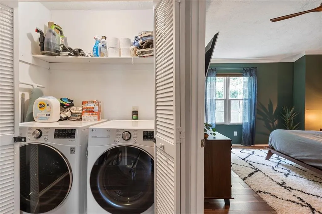 2105 Queen Anne Court, Atlanta, Georgia 30350, 3 Bedrooms Bedrooms, ,3 BathroomsBathrooms,Residential,Sold,2105 Queen Anne Court,7432476