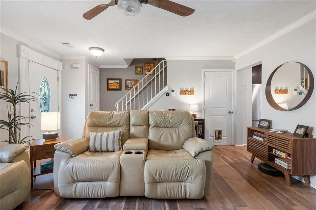 2105 Queen Anne Court, Atlanta, Georgia 30350, 3 Bedrooms Bedrooms, ,3 BathroomsBathrooms,Residential,Sold,2105 Queen Anne Court,7432476