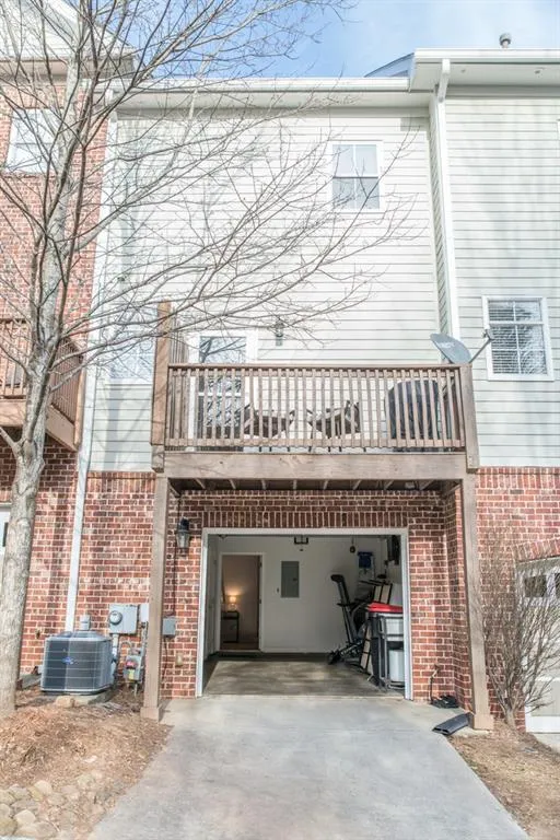 1119 Glenridge Place Ne Unit 1119, Atlanta, Georgia 30342, 1 Bedroom Bedrooms, ,1 BathroomBathrooms,Residential,Sold,1119 Glenridge Place Ne Unit 1119,6128394
