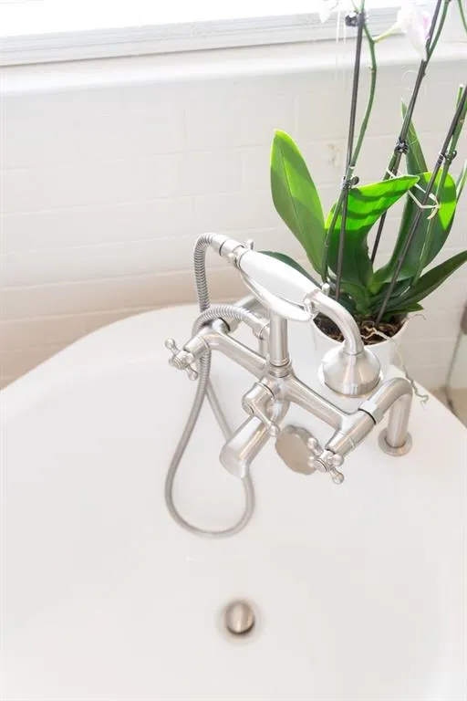 1119 Glenridge Place Ne Unit 1119, Atlanta, Georgia 30342, 1 Bedroom Bedrooms, ,1 BathroomBathrooms,Residential,Sold,1119 Glenridge Place Ne Unit 1119,6128394