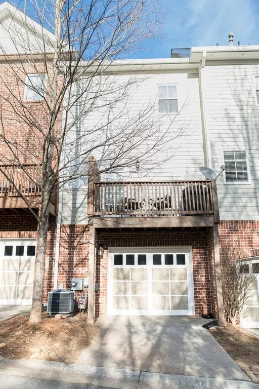 1119 Glenridge Place Ne Unit 1119, Atlanta, Georgia 30342, 1 Bedroom Bedrooms, ,1 BathroomBathrooms,Residential,Sold,1119 Glenridge Place Ne Unit 1119,6128394
