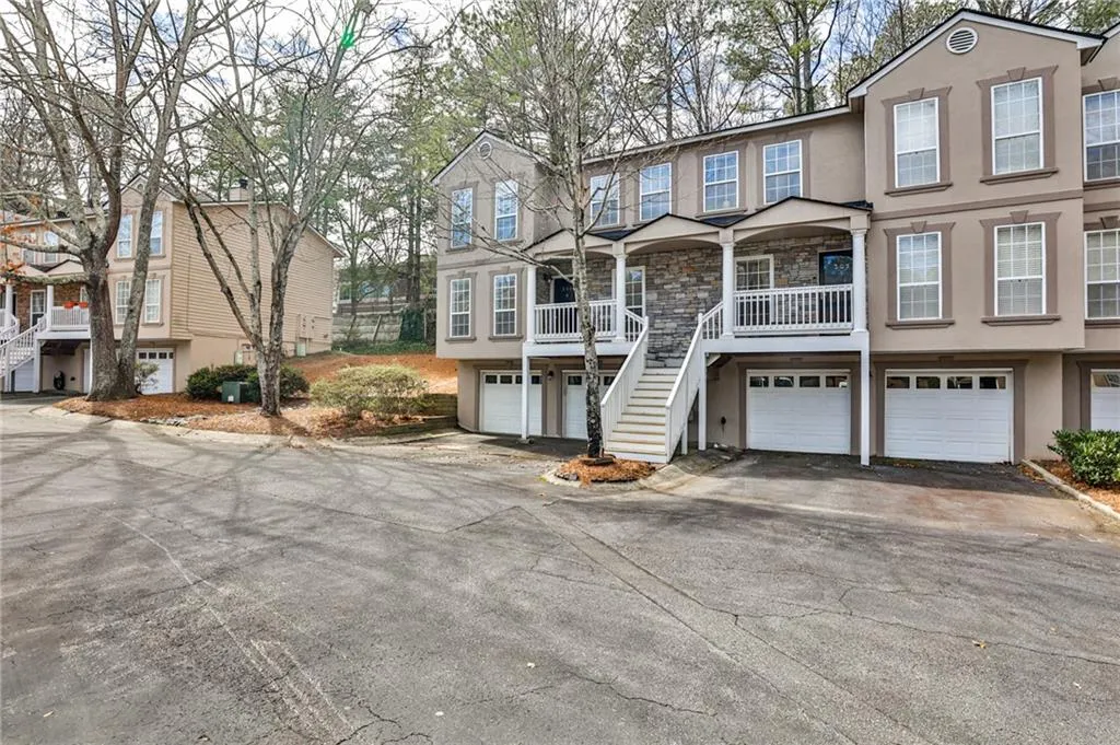 301 Masons Creek Circle, Atlanta, Georgia 30350, 3 Bedrooms Bedrooms, ,2 BathroomsBathrooms,Residential,Sold,301 Masons Creek Circle,7530540
