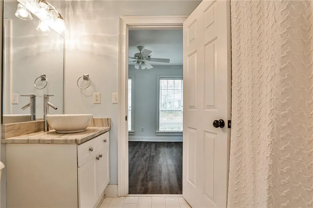 301 Masons Creek Circle, Atlanta, Georgia 30350, 3 Bedrooms Bedrooms, ,2 BathroomsBathrooms,Residential,Sold,301 Masons Creek Circle,7530540
