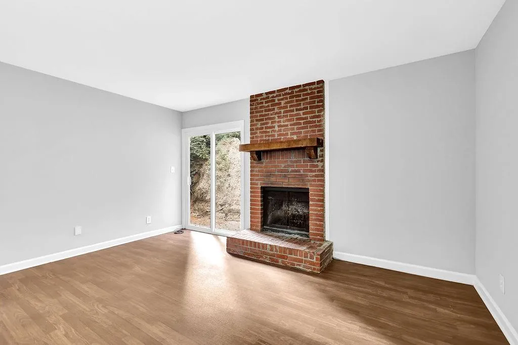 524 Granite Ridge Place, Sandy Springs, Georgia 30350, 2 Bedrooms Bedrooms, ,2 BathroomsBathrooms,Residential,Sold,524 Granite Ridge Place,6955171