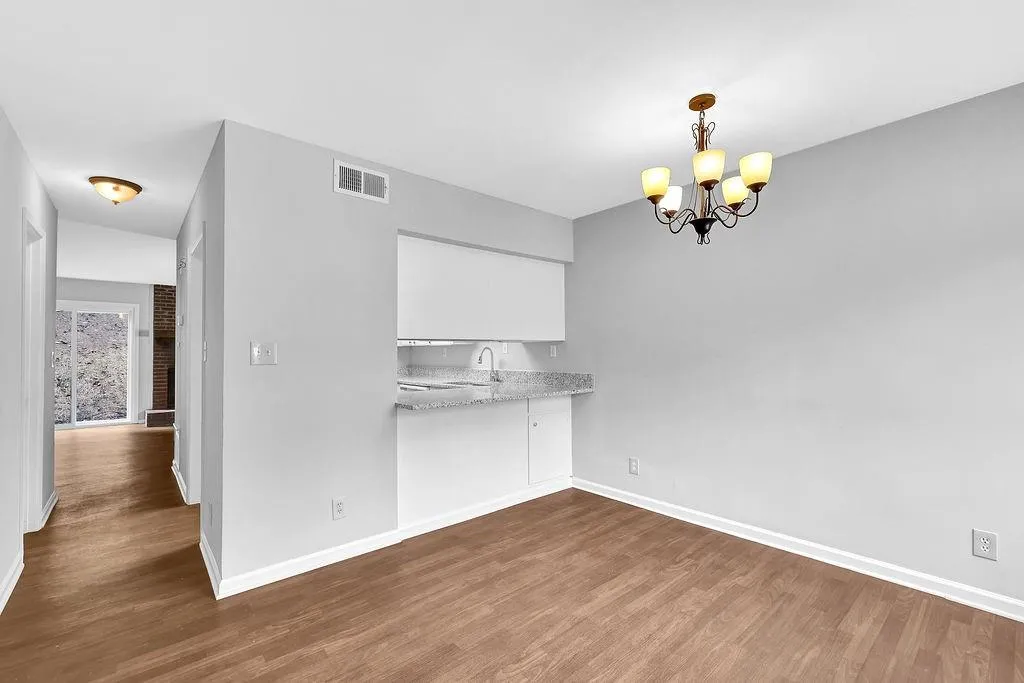 524 Granite Ridge Place, Sandy Springs, Georgia 30350, 2 Bedrooms Bedrooms, ,2 BathroomsBathrooms,Residential,Sold,524 Granite Ridge Place,6955171