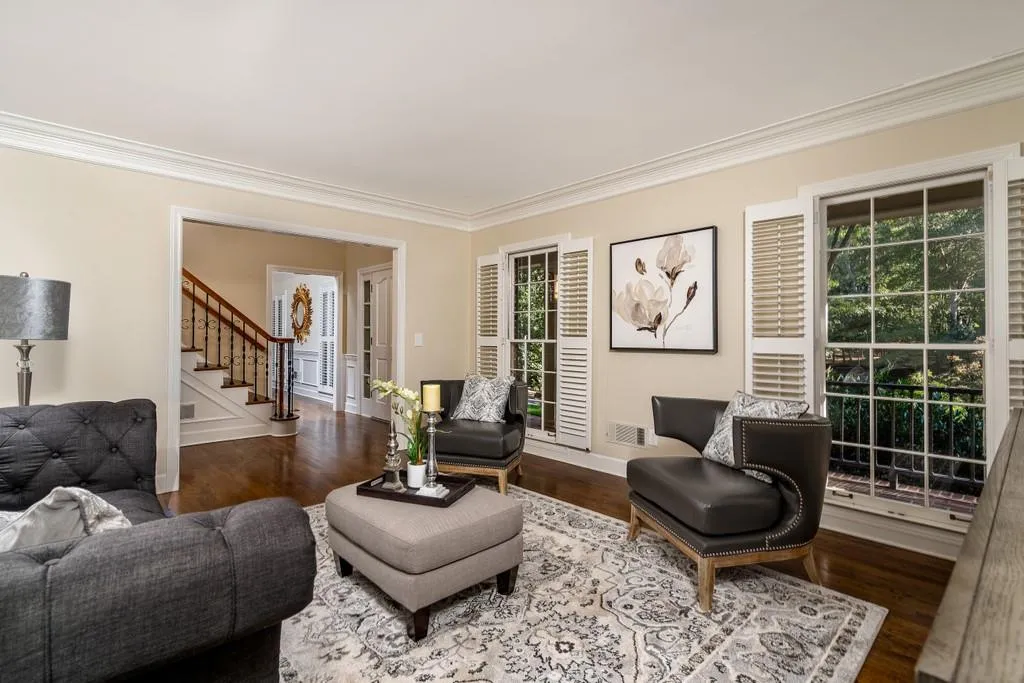 1590 Bakers Glen Drive, Sandy Springs, Georgia 30350, 5 Bedrooms Bedrooms, ,5 BathroomsBathrooms,Residential,Sold,1590 Bakers Glen Drive,6794167