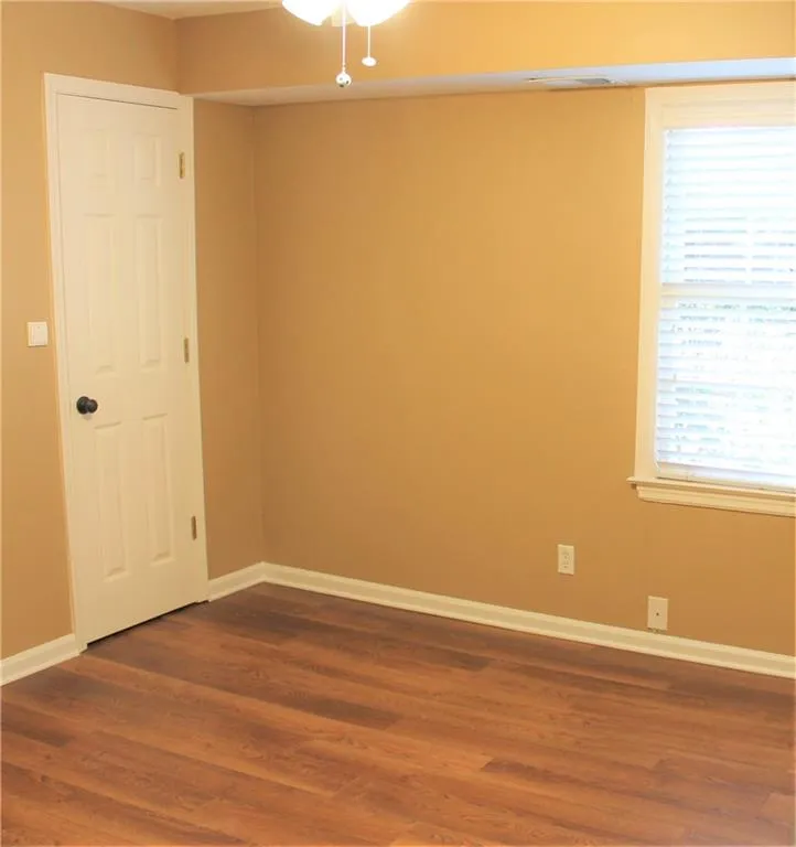 560 Carriage Drive, Sandy Springs, Georgia 30328, 4 Bedrooms Bedrooms, ,3 BathroomsBathrooms,Residential,Sold,560 Carriage Drive,6678794