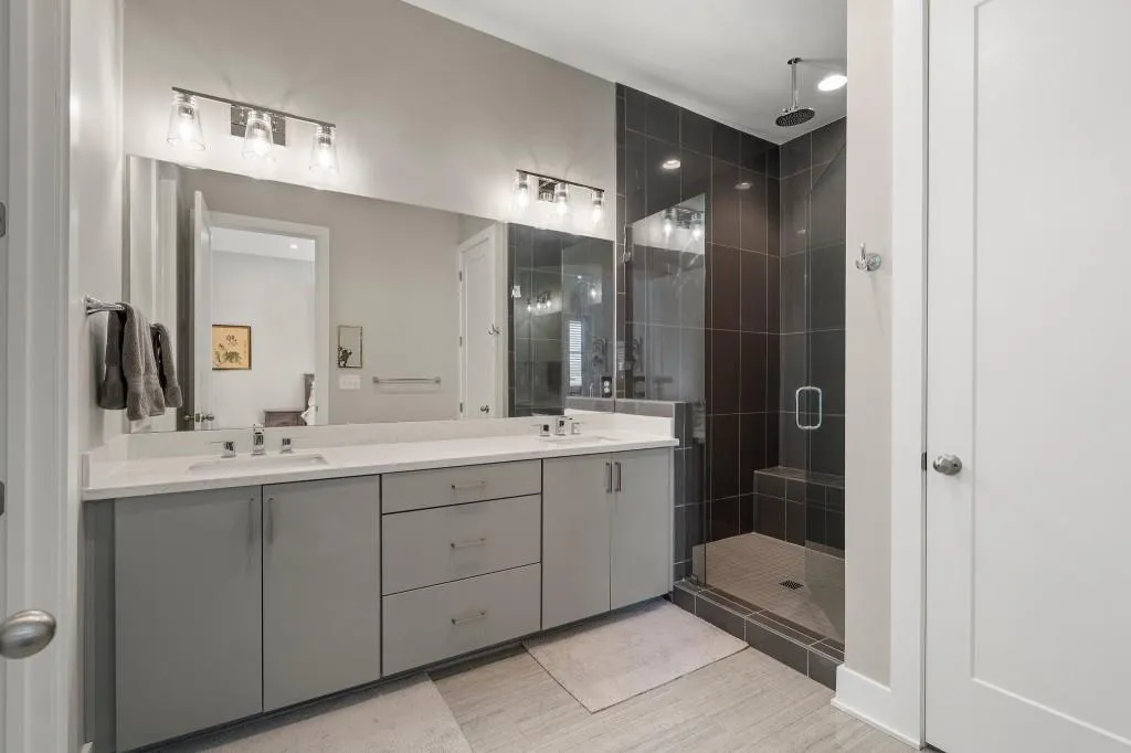 6674 Cadence Boulevard, Atlanta, Georgia 30328, 1 Bedroom Bedrooms, ,1 BathroomBathrooms,Residential,Sold,6674 Cadence Boulevard,7431369