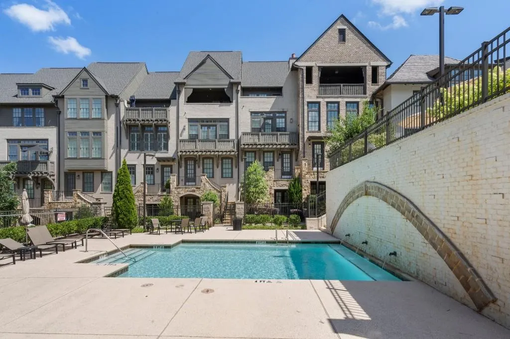 6674 Cadence Boulevard, Atlanta, Georgia 30328, 1 Bedroom Bedrooms, ,1 BathroomBathrooms,Residential,Sold,6674 Cadence Boulevard,7431369