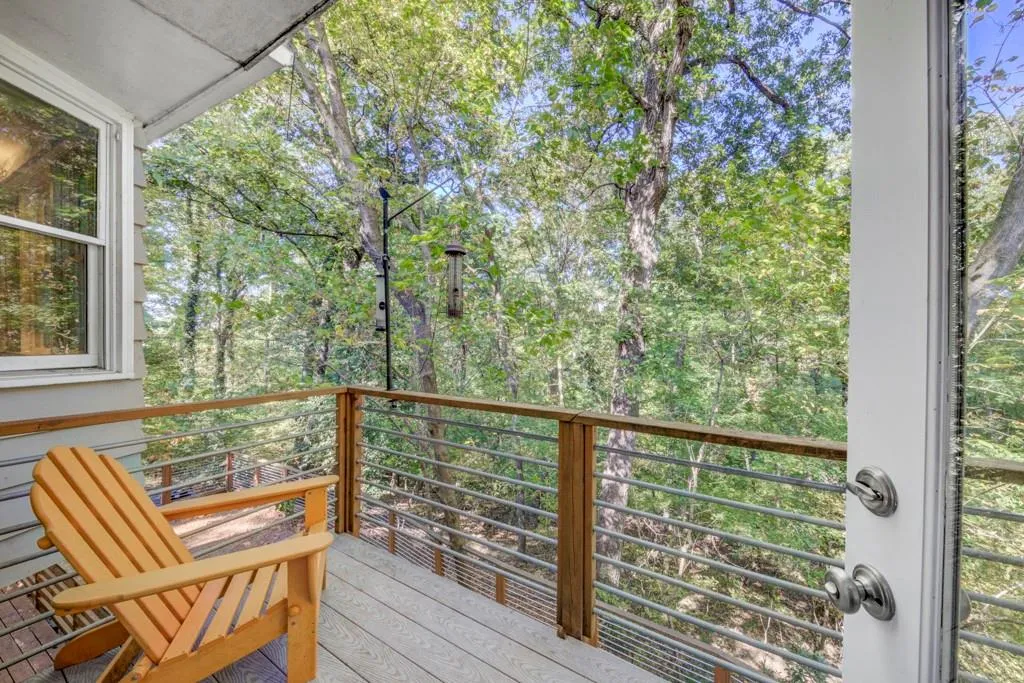 5200 Riverview Road, Atlanta, Georgia 30327, 4 Bedrooms Bedrooms, ,2 BathroomsBathrooms,Residential,Sold,5200 Riverview Road,7128060