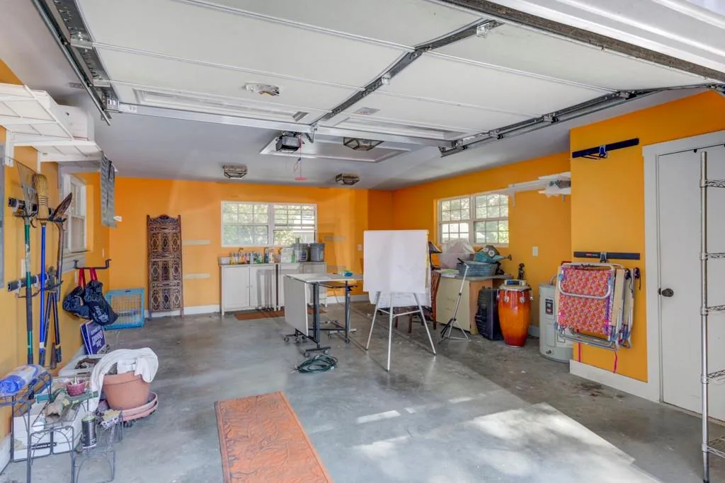 5200 Riverview Road, Atlanta, Georgia 30327, 4 Bedrooms Bedrooms, ,2 BathroomsBathrooms,Residential,Sold,5200 Riverview Road,7128060