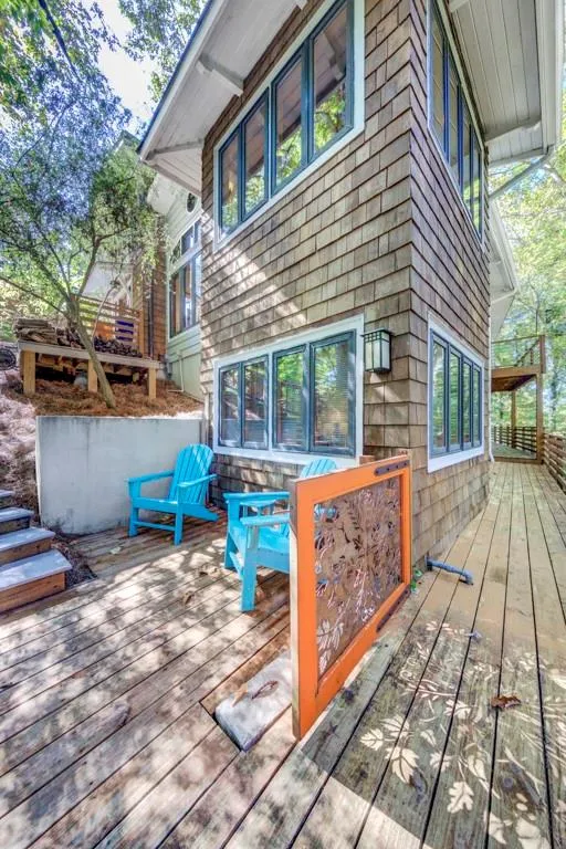 5200 Riverview Road, Atlanta, Georgia 30327, 4 Bedrooms Bedrooms, ,2 BathroomsBathrooms,Residential,Sold,5200 Riverview Road,7128060