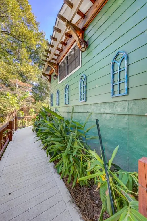 5200 Riverview Road, Atlanta, Georgia 30327, 4 Bedrooms Bedrooms, ,2 BathroomsBathrooms,Residential,Sold,5200 Riverview Road,7128060