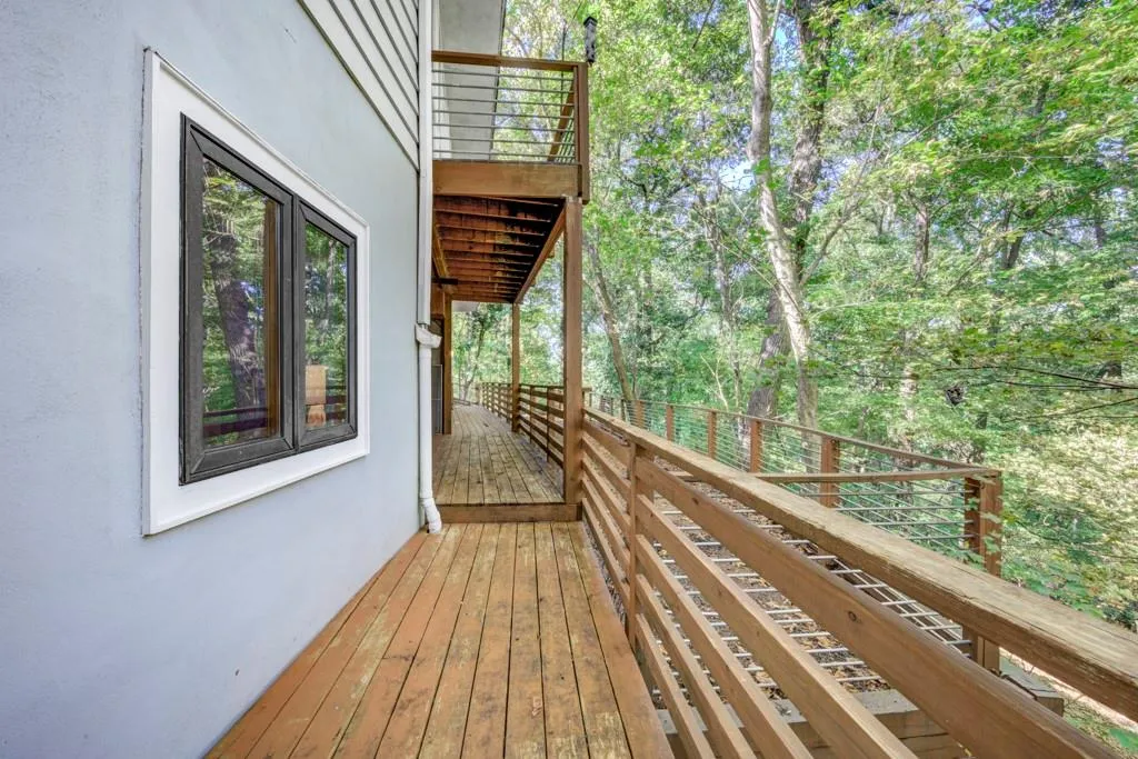 5200 Riverview Road, Atlanta, Georgia 30327, 4 Bedrooms Bedrooms, ,2 BathroomsBathrooms,Residential,Sold,5200 Riverview Road,7128060