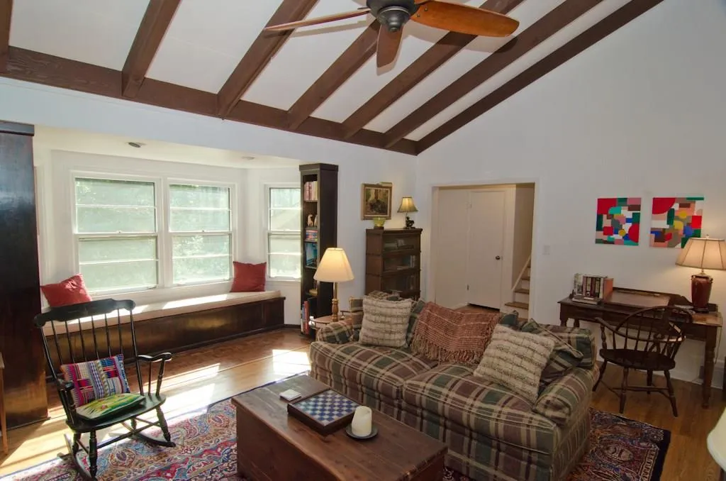 5810 Brookgreen Road, Sandy Springs, Georgia 30328, 4 Bedrooms Bedrooms, ,3 BathroomsBathrooms,Residential,Sold,5810 Brookgreen Road,5663210