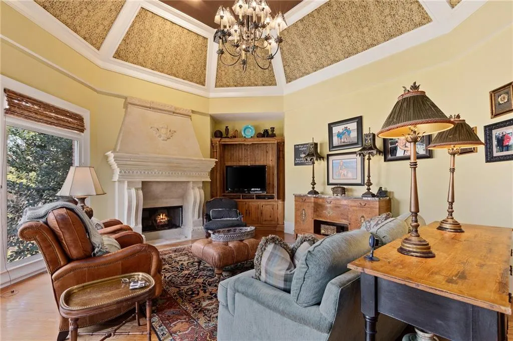 374 Caruso Court, Sandy Springs, Georgia 30350, 5 Bedrooms Bedrooms, ,6 BathroomsBathrooms,Residential,Sold,374 Caruso Court,6684749