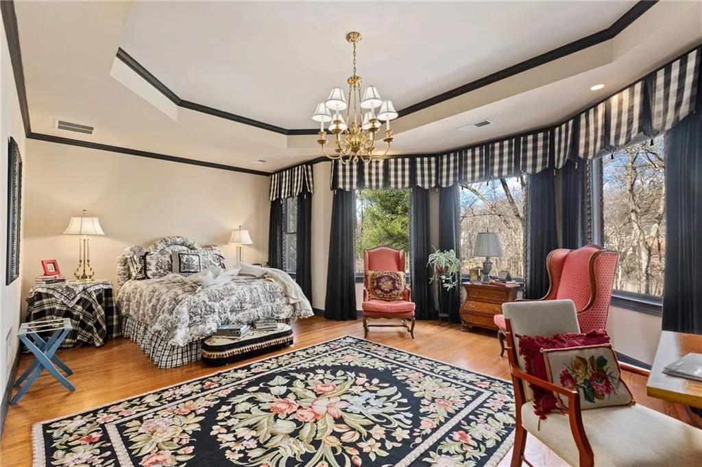 374 Caruso Court, Sandy Springs, Georgia 30350, 5 Bedrooms Bedrooms, ,6 BathroomsBathrooms,Residential,Sold,374 Caruso Court,6684749