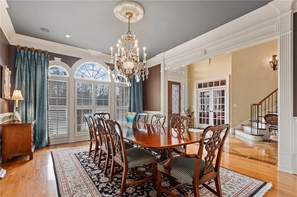 374 Caruso Court, Sandy Springs, Georgia 30350, 5 Bedrooms Bedrooms, ,6 BathroomsBathrooms,Residential,Sold,374 Caruso Court,6684749