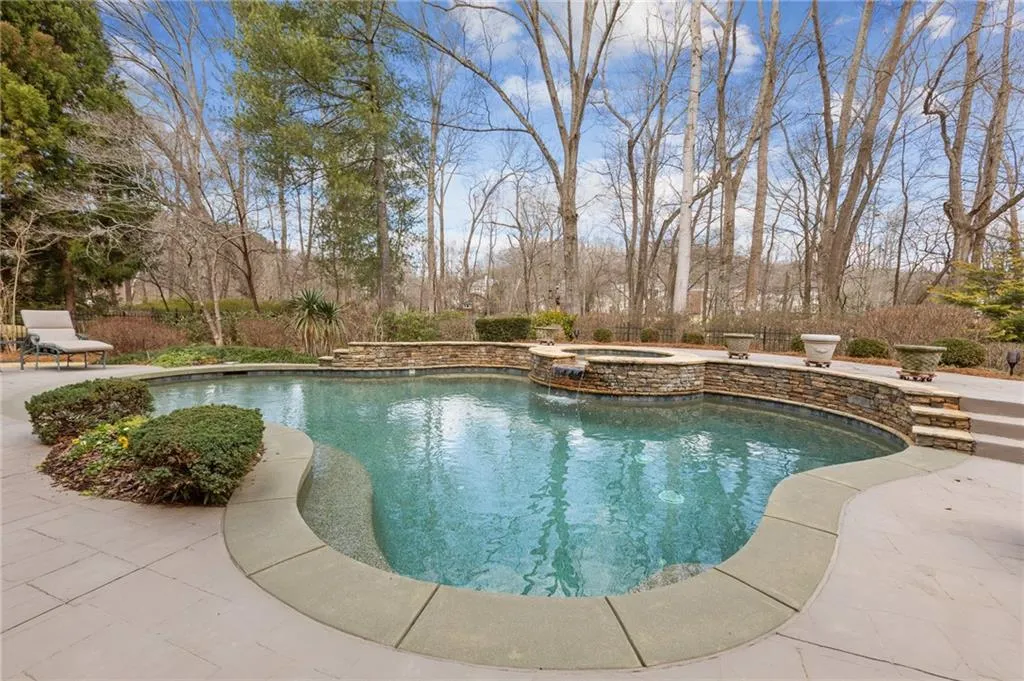 374 Caruso Court, Sandy Springs, Georgia 30350, 5 Bedrooms Bedrooms, ,6 BathroomsBathrooms,Residential,Sold,374 Caruso Court,6684749