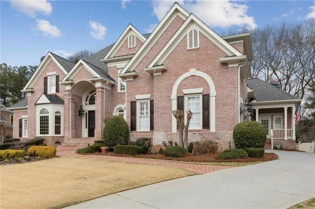 374 Caruso Court, Sandy Springs, Georgia 30350, 5 Bedrooms Bedrooms, ,6 BathroomsBathrooms,Residential,Sold,374 Caruso Court,6684749