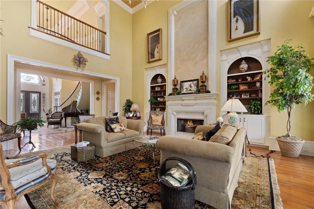 374 Caruso Court, Sandy Springs, Georgia 30350, 5 Bedrooms Bedrooms, ,6 BathroomsBathrooms,Residential,Sold,374 Caruso Court,6684749