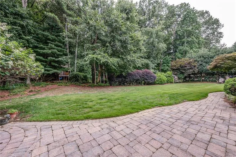 7435 Stoneykirk Close, Sandy Springs, Georgia 30350, 4 Bedrooms Bedrooms, ,3 BathroomsBathrooms,Residential,Sold,7435 Stoneykirk Close,6098929