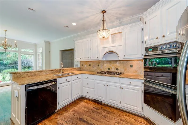 7435 Stoneykirk Close, Sandy Springs, Georgia 30350, 4 Bedrooms Bedrooms, ,3 BathroomsBathrooms,Residential,Sold,7435 Stoneykirk Close,6098929