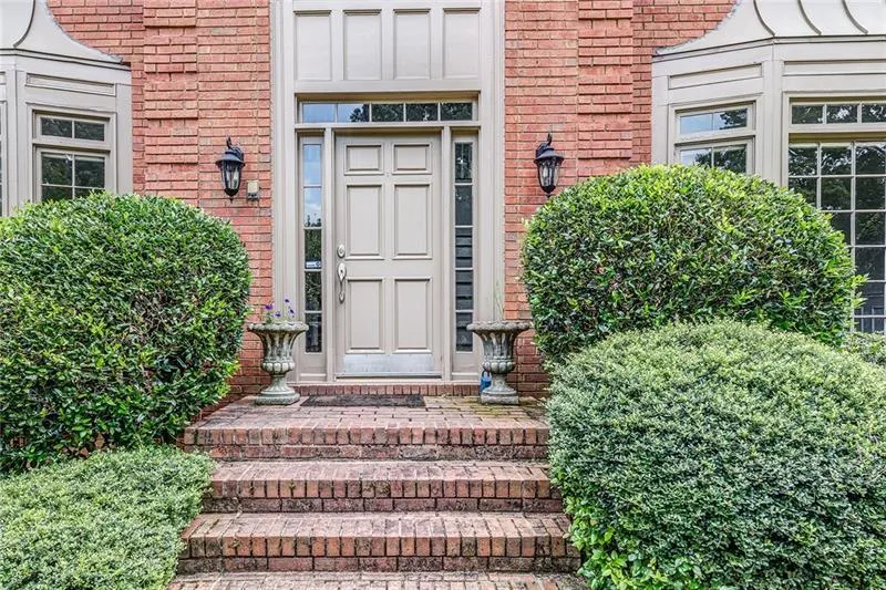 7435 Stoneykirk Close, Sandy Springs, Georgia 30350, 4 Bedrooms Bedrooms, ,3 BathroomsBathrooms,Residential,Sold,7435 Stoneykirk Close,6098929