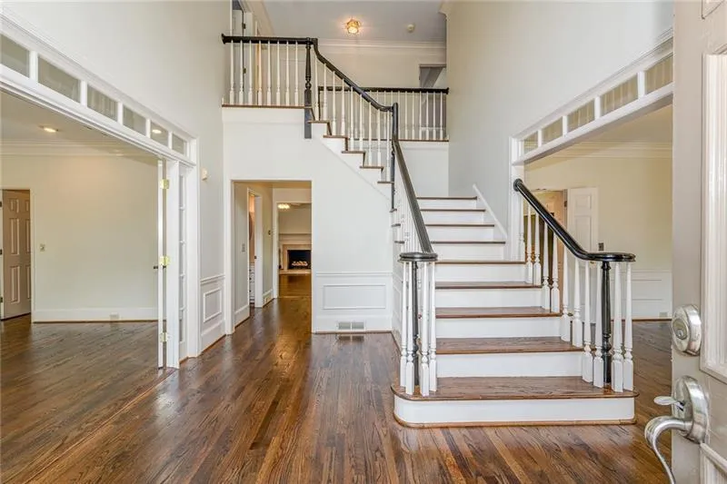 7435 Stoneykirk Close, Sandy Springs, Georgia 30350, 4 Bedrooms Bedrooms, ,3 BathroomsBathrooms,Residential,Sold,7435 Stoneykirk Close,6098929