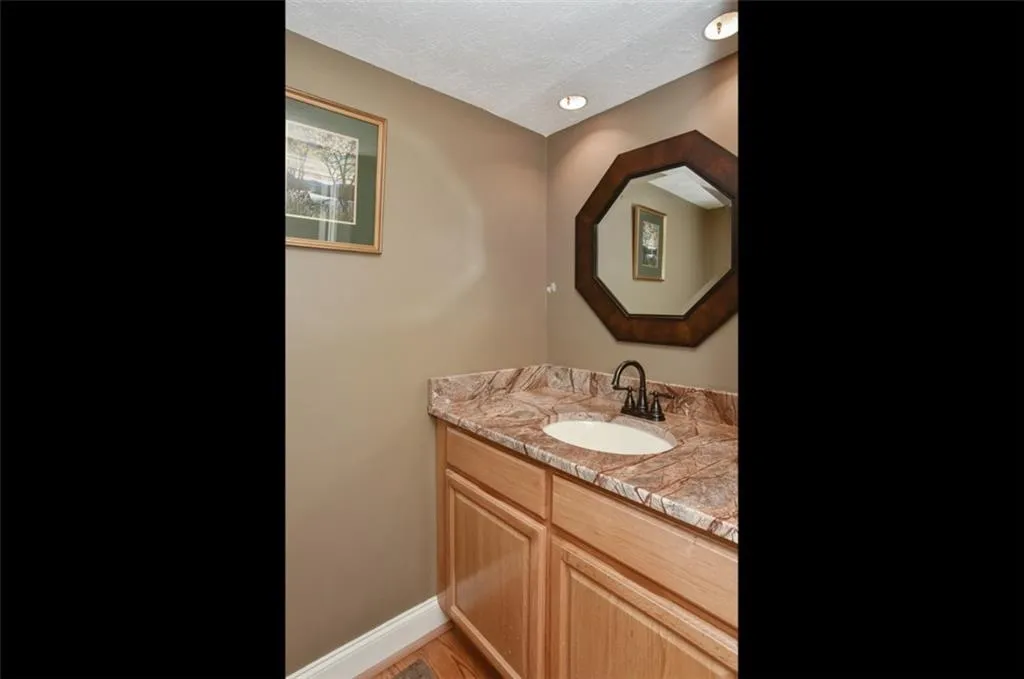 506 Sutters Point, Atlanta, Georgia 30328, 3 Bedrooms Bedrooms, ,2 BathroomsBathrooms,Residential,Sold,506 Sutters Point,5908097