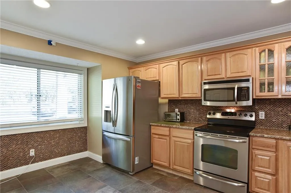 506 Sutters Point, Atlanta, Georgia 30328, 3 Bedrooms Bedrooms, ,2 BathroomsBathrooms,Residential,Sold,506 Sutters Point,5908097