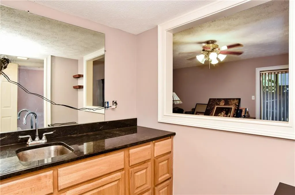 506 Sutters Point, Atlanta, Georgia 30328, 3 Bedrooms Bedrooms, ,2 BathroomsBathrooms,Residential,Sold,506 Sutters Point,5908097