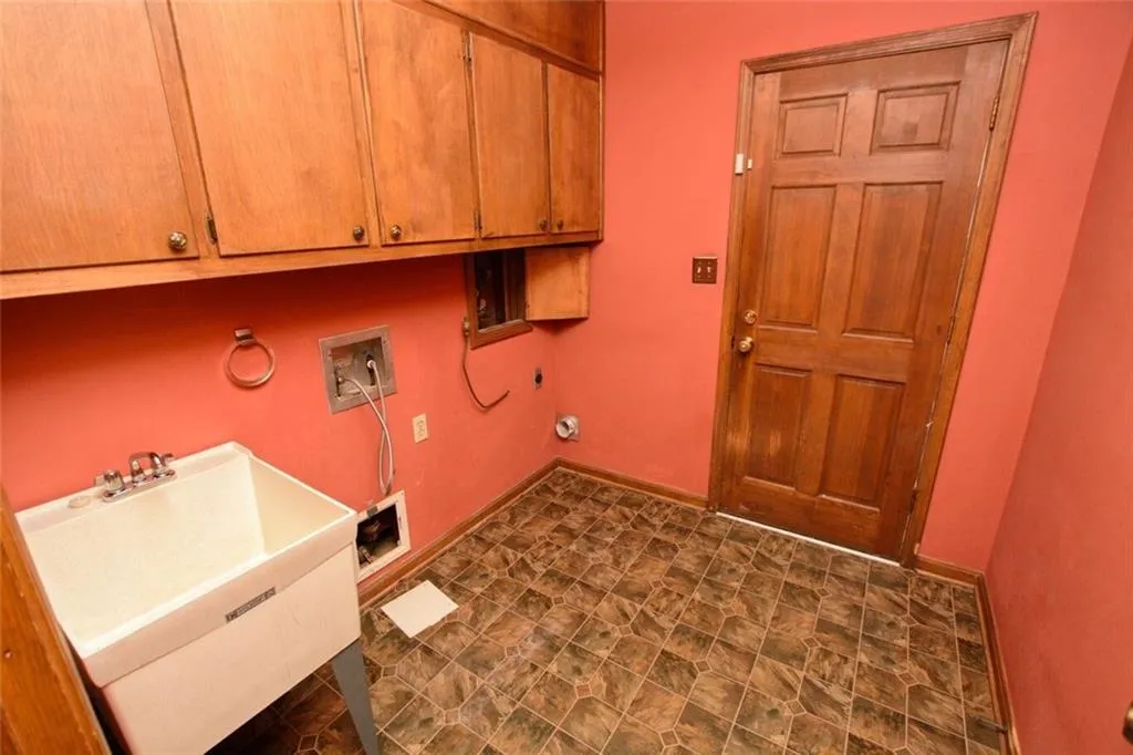 510 Dalrymple Road Ne, Sandy Springs, Georgia 30328, 4 Bedrooms Bedrooms, ,2 BathroomsBathrooms,Residential,Sold,510 Dalrymple Road Ne,6048285