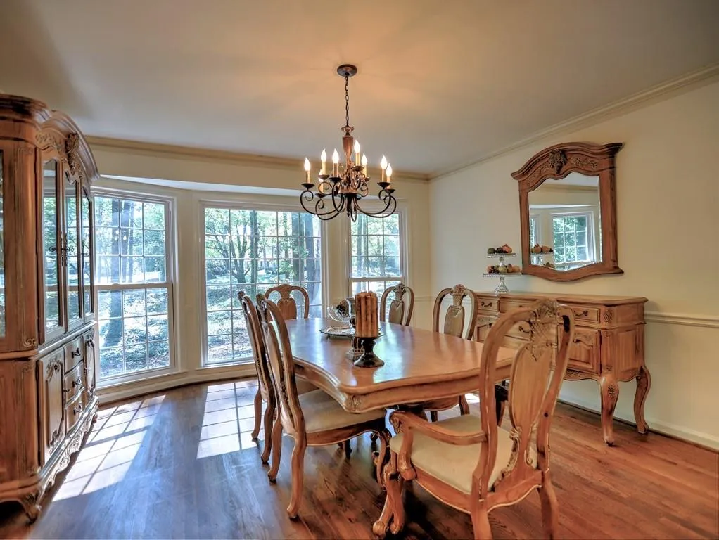 490 Dalrymple Road, Sandy Springs, Georgia 30328, 5 Bedrooms Bedrooms, ,3 BathroomsBathrooms,Residential,Sold,490 Dalrymple Road,6959861